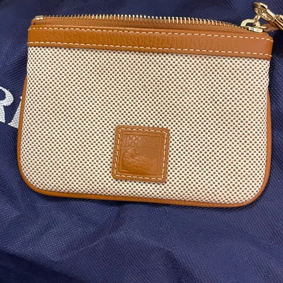 Dooney said Bourke hobo with matching wristlet. - Picture 3 of 13